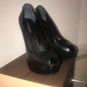 Louis Vuitton Oh Really Open Toe BlackLeatherShoes